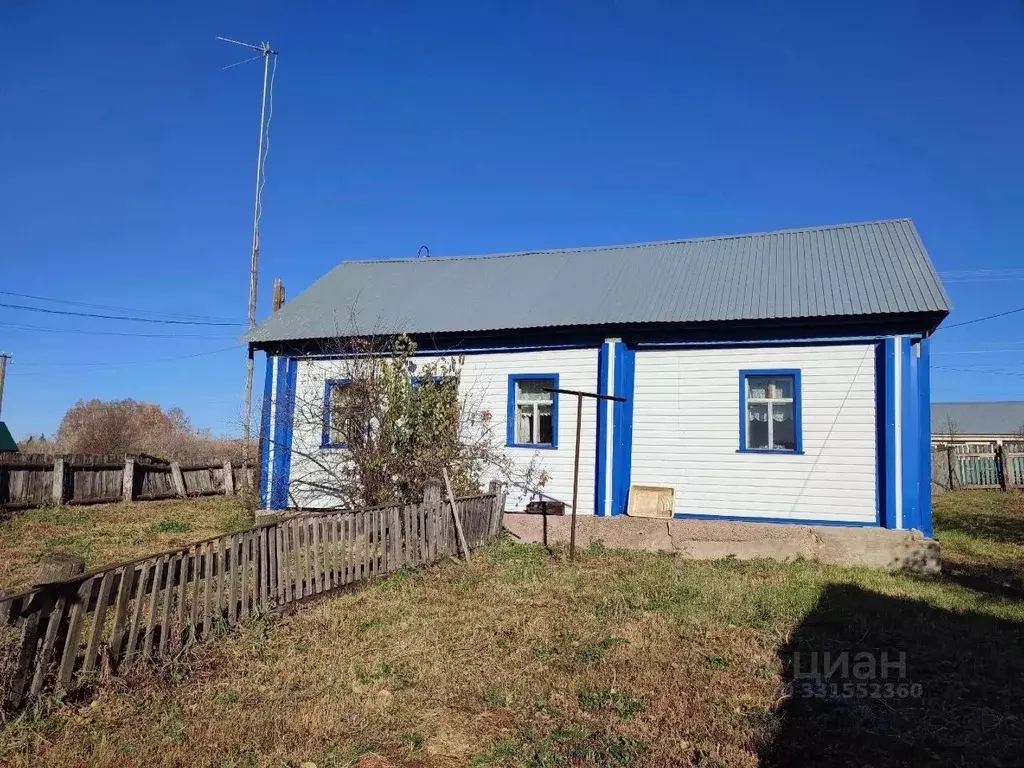 Дом в Башкортостан, Чишминский район, с. Сафарово ул. Ленина, 20 (40 ... - Фото 1