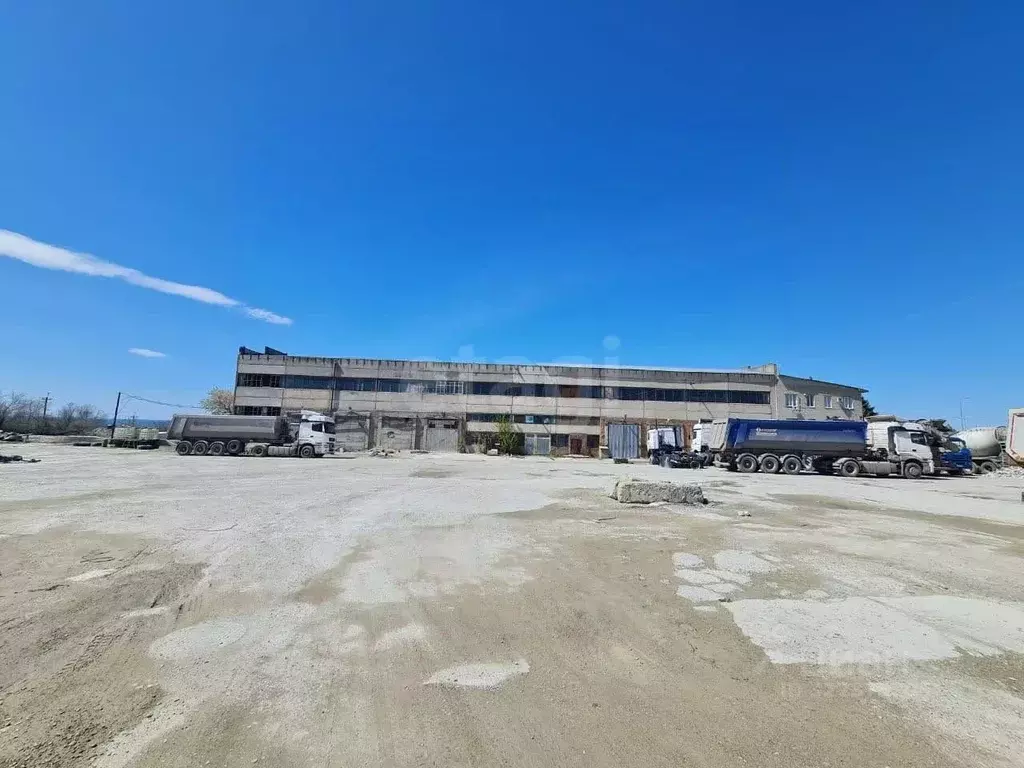 Склад в Краснодарский край, Анапа проезд Дорожников, 14 (2134 м) - Фото 1