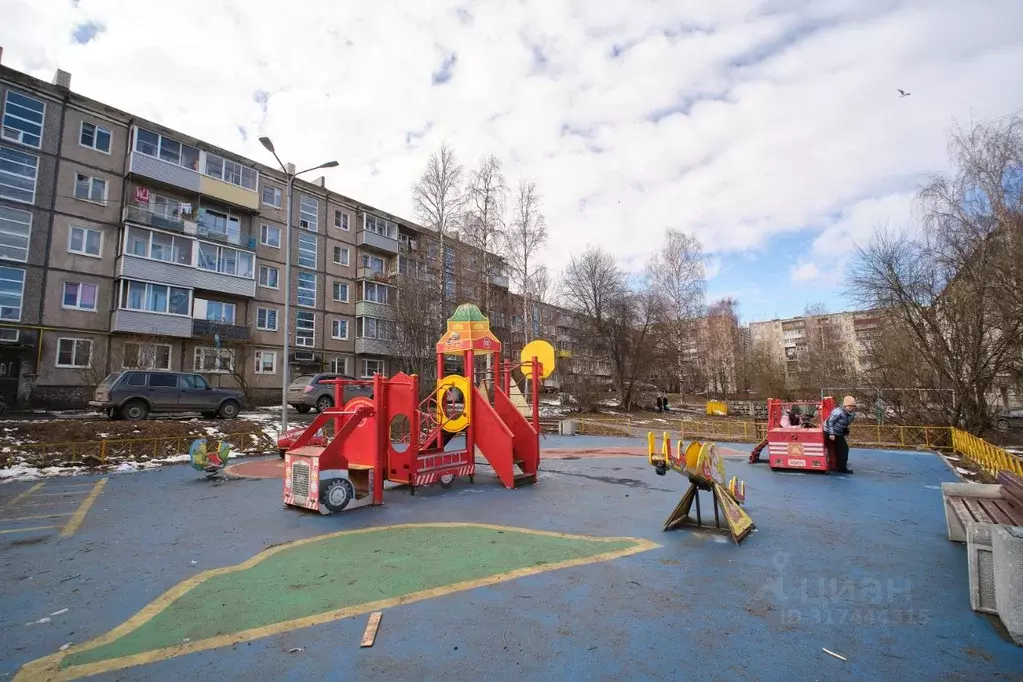 2-к кв. Карелия, Петрозаводск Нойбранденбургская ул., 12А (48.4 м) - Фото 1