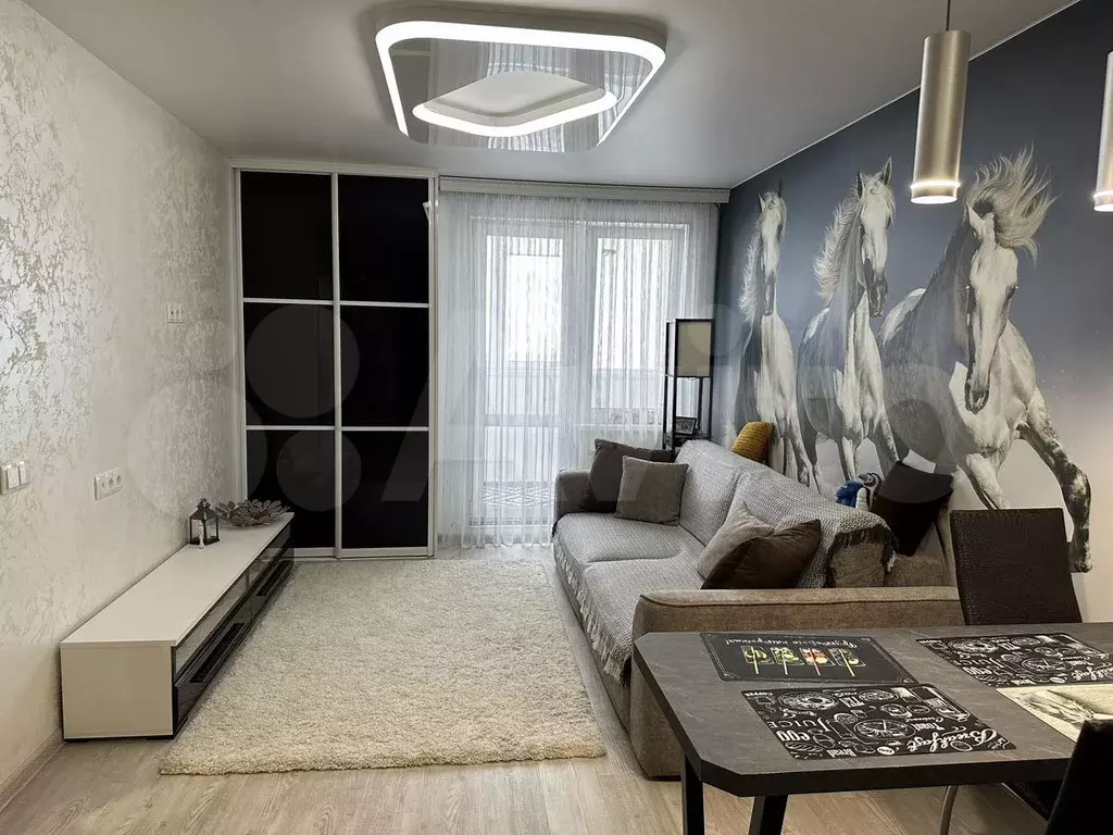 2-к. квартира, 50 м, 15/27 эт. - Фото 0
