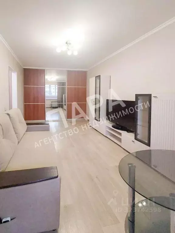 2-к кв. Самарская область, Самара просп. Кирова, 375 (55.0 м) - Фото 2