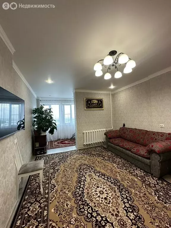 3-комнатная квартира: Невинномысск, улица Калинина, 177 (71 м) - Фото 1