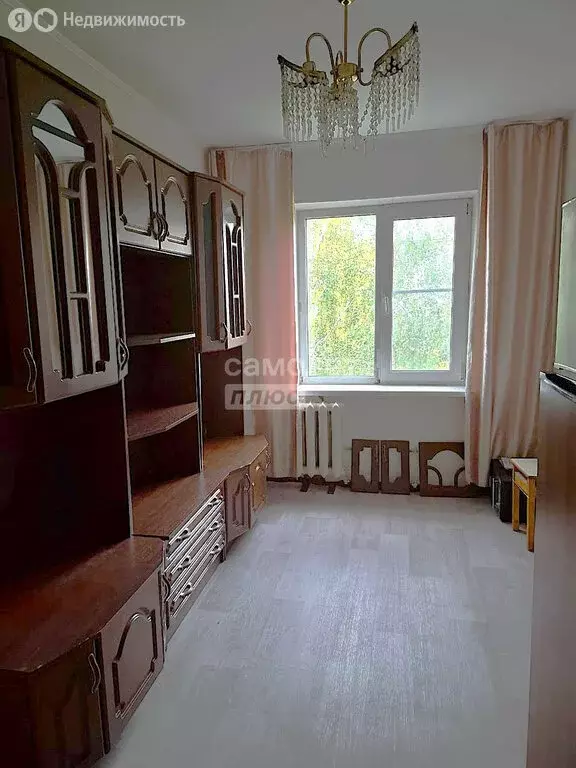 2-комнатная квартира: Омск, улица Фёдора Крылова, 8 (45.3 м) - Фото 0