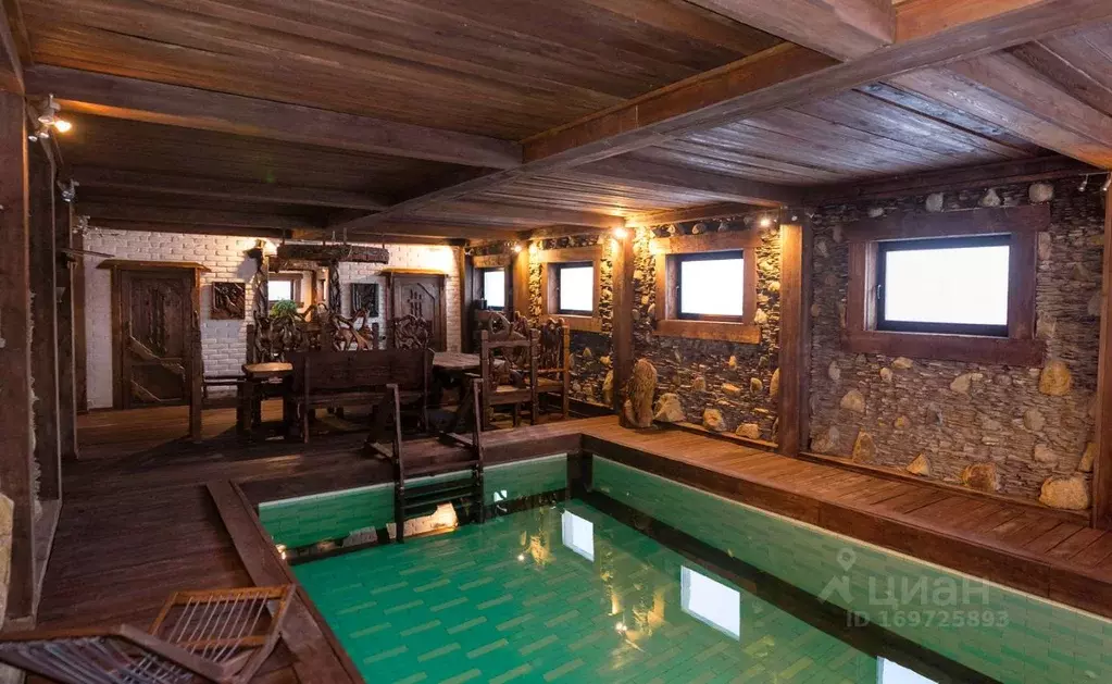 Дом в Омская область, Омский район, с. Надеждино  (500 м) - Фото 2