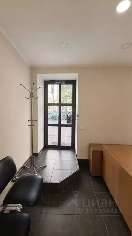 Офис в Астраханская область, Астрахань ул. Володарского (66 м) - Фото 2