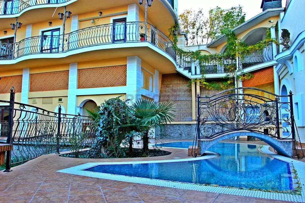 Дом в Крым, Ялта ул. Васильева, 14 (400 м) - Фото 1