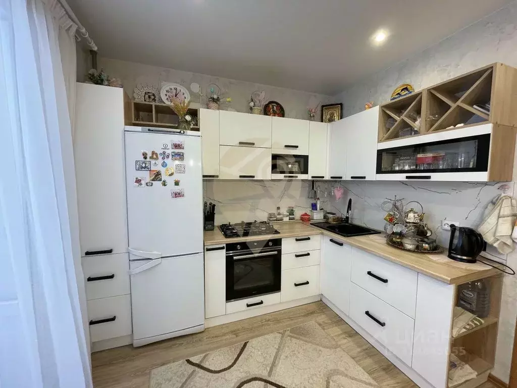 3-к кв. Белгородская область, Старый Оскол Центральный мкр, 4 (85.7 м) - Фото 2