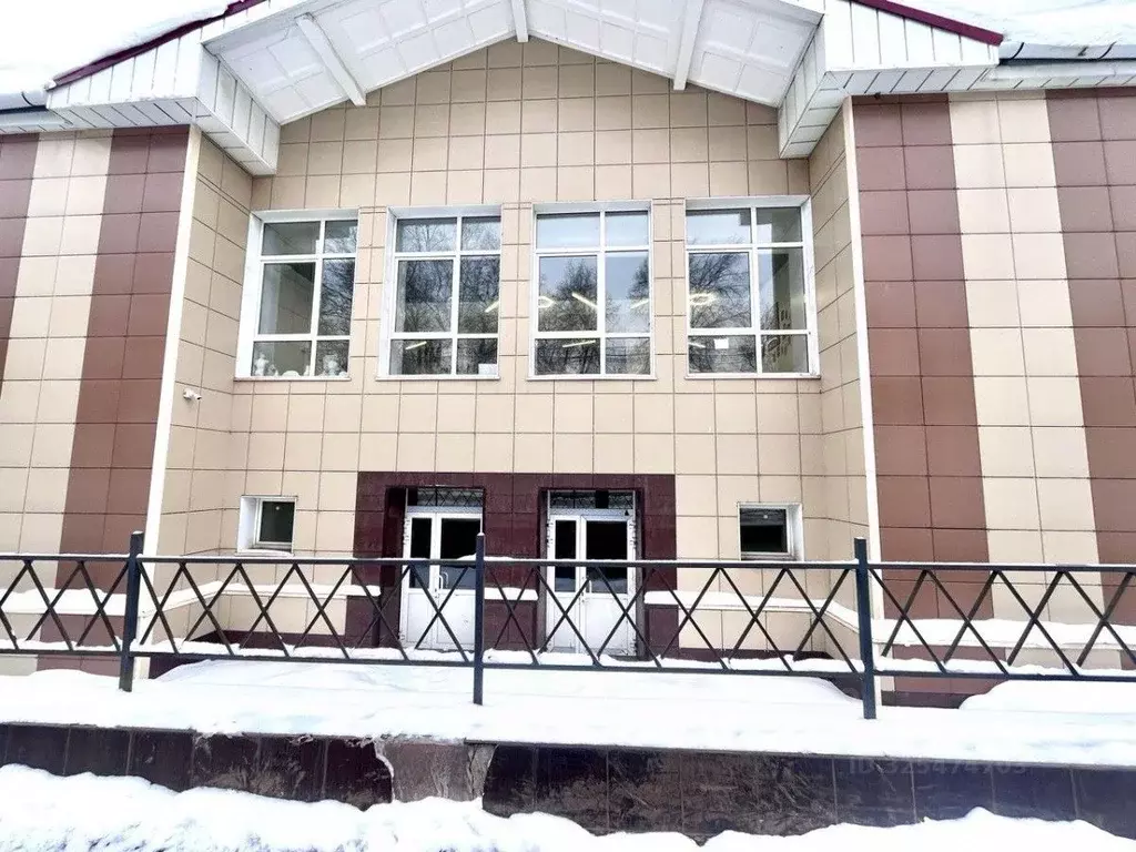 Помещение свободного назначения в Удмуртия, Ижевск Красногеройская ... - Фото 2