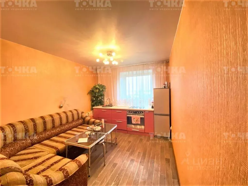 1-к кв. Челябинская область, Чебаркуль Октябрьская ул., 9/1 (50.1 м) - Фото 1