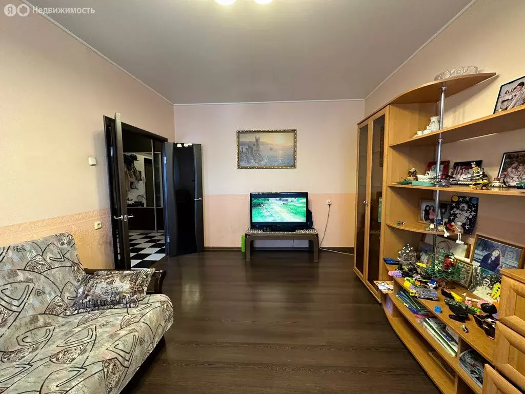 2-комнатная квартира: Астрахань, улица Куликова, 13к3 (64 м) - Фото 1