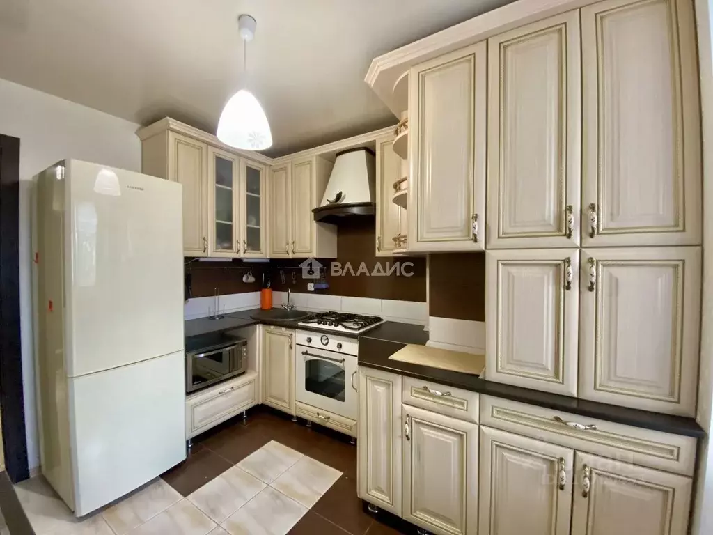 2-к кв. Смоленская область, Смоленск ул. Матросова, 12 (63.0 м) - Фото 2