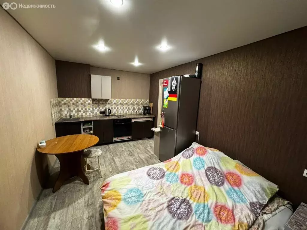 1-комнатная квартира: Тюмень, Кремлёвская улица, 102А (49.7 м) - Фото 1