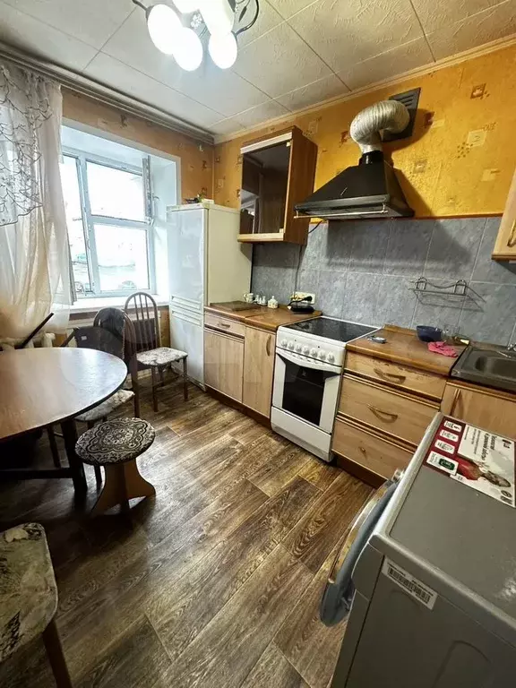 3-к. квартира, 60 м, 1/5 эт. - Фото 1