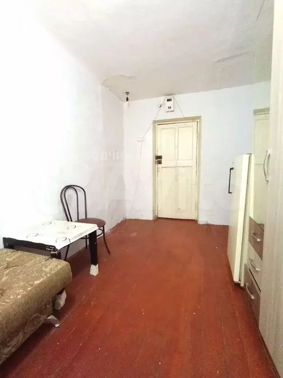 Комната 13,8 м в 1-к., 2/4 эт. - Фото 1