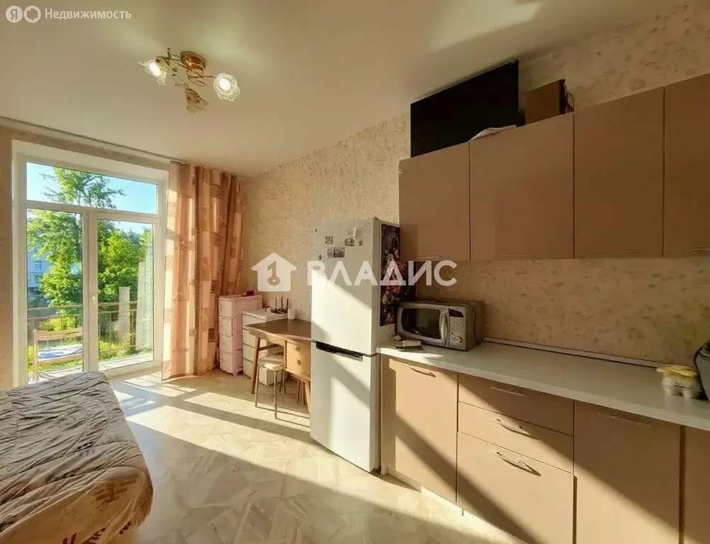 1к в 4-комнатной квартире (13.7 м) - Фото 1
