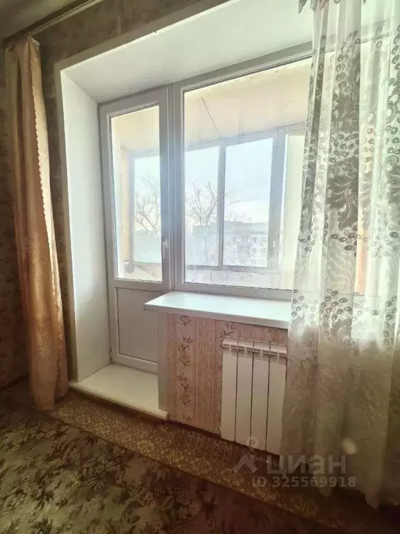 3-к кв. Самарская область, Самара ул. Победы, 20 (56.4 м) - Фото 2