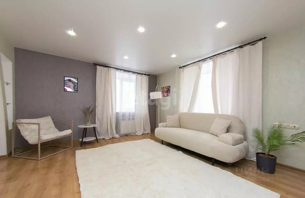 2-к кв. Томская область, Томск ул. Никитина, 56 (55.2 м) - Фото 0