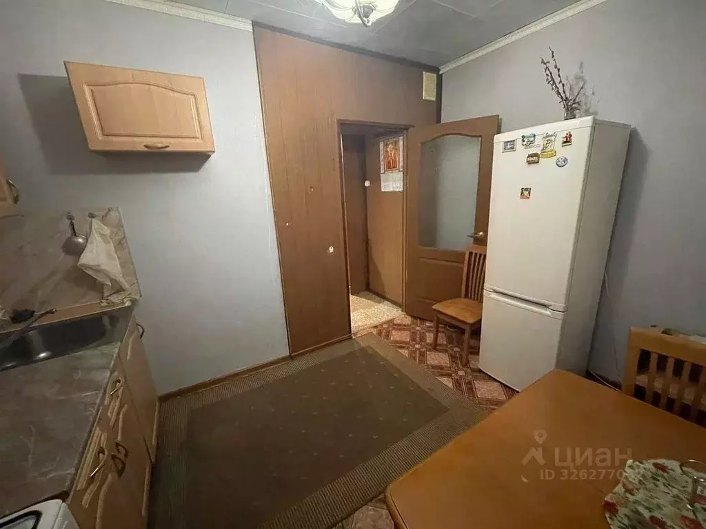 1-к кв. Белгородская область, Губкин ул. Дзержинского, 121 (40.0 м) - Фото 2