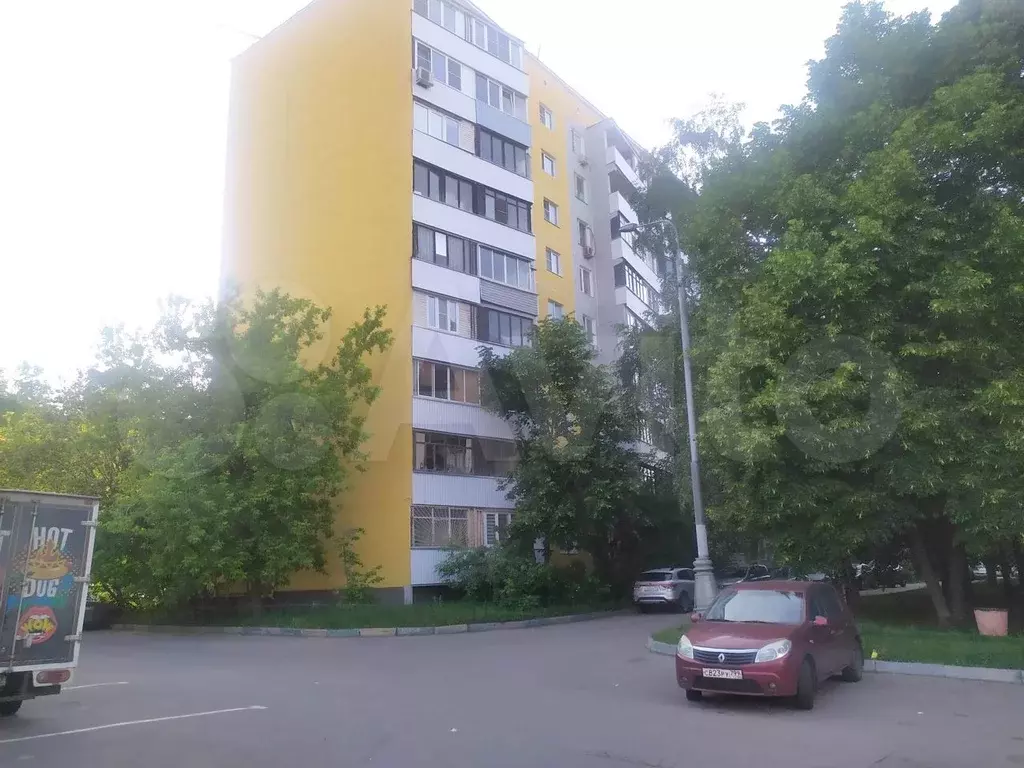 Подмосковные магазины. Ясеневая 19 москва. Ясеневая 19 к 1. Ясеневая улица 19к1. Ясеневая улица 19к3 двор.