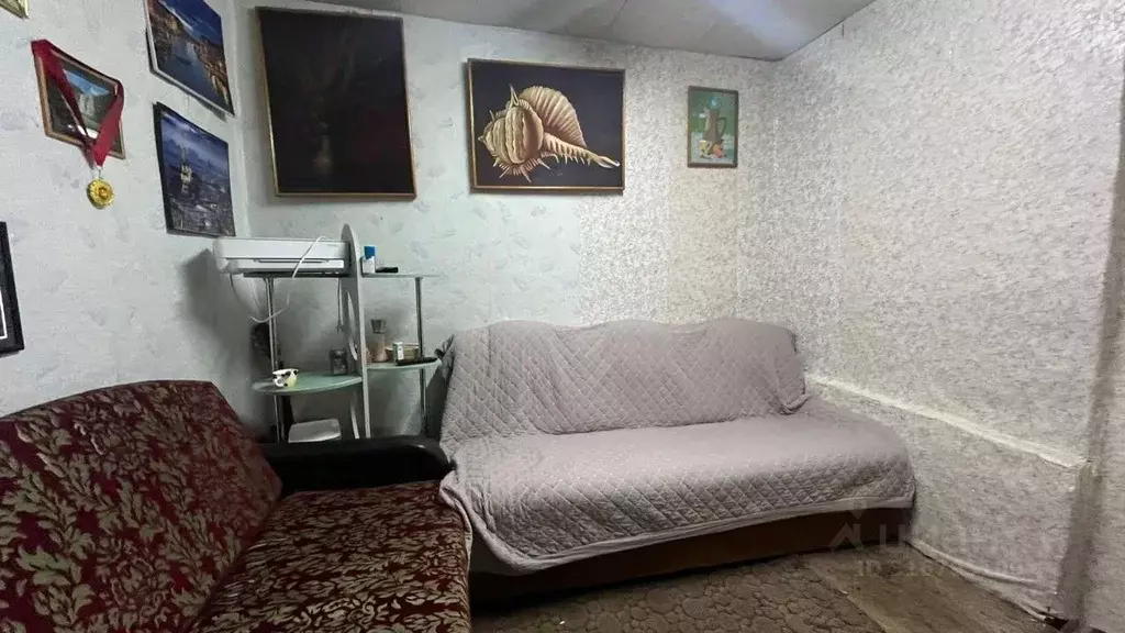 Дом в Краснодарский край, Лабинск Революционная ул. (49 м) - Фото 1
