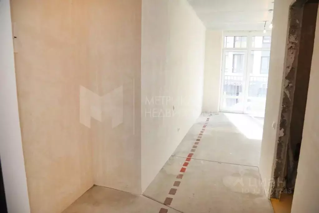 Студия Тюменская область, Тюмень ул. Первооткрывателей, 9 (22.3 м) - Фото 1