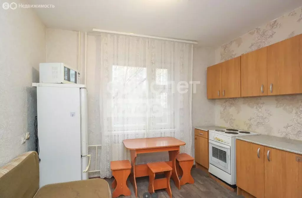 1-комнатная квартира: Омск, улица Дмитриева, 1/7 (37 м) - Фото 1