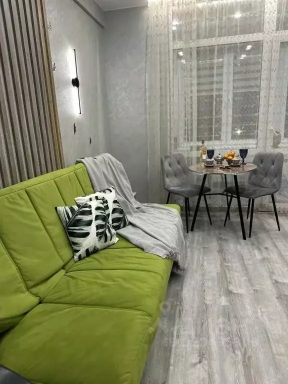 1-к кв. Ямало-Ненецкий АО, Новый Уренгой Созидателей мкр, 2к4 (34.0 м) - Фото 1