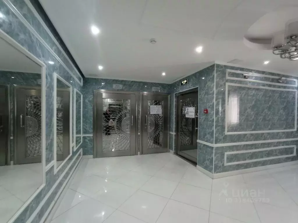 3-к кв. Саха (Якутия), Якутск ул. Пирогова, 9 (98.0 м) - Фото 1