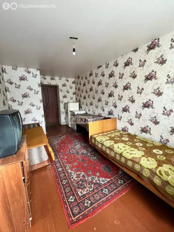 1к в 4-комнатной квартире (18 м) - Фото 1