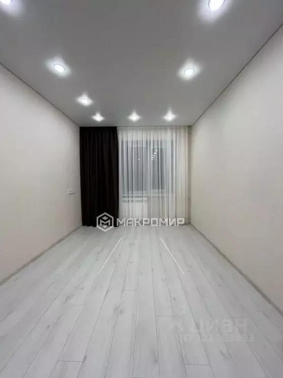 3-к кв. Брянская область, Брянск Белые Берега пгт, Набережная ул., 13 ... - Фото 1