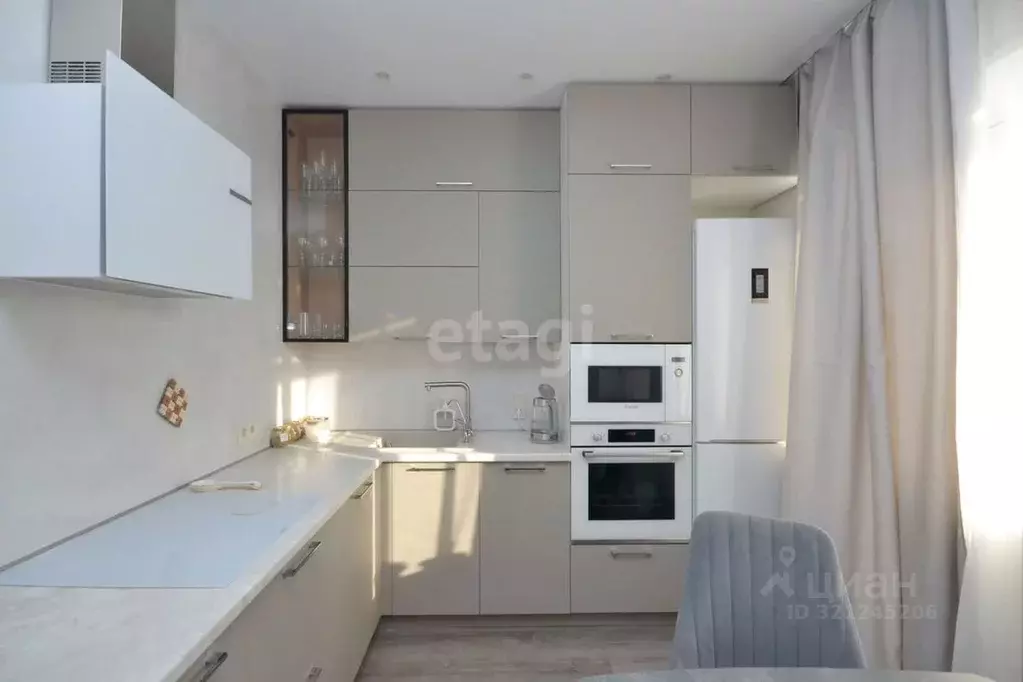 3-к кв. Саха (Якутия), Якутск просп. Ленина, 7/1 (78.0 м) - Фото 1