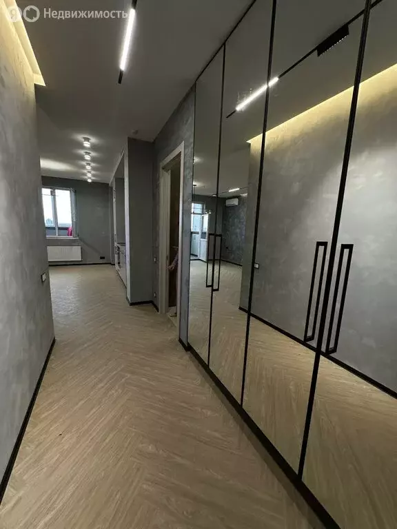 2-комнатная квартира: Батайск, улица Северный Массив, 2/8 (66 м) - Фото 0