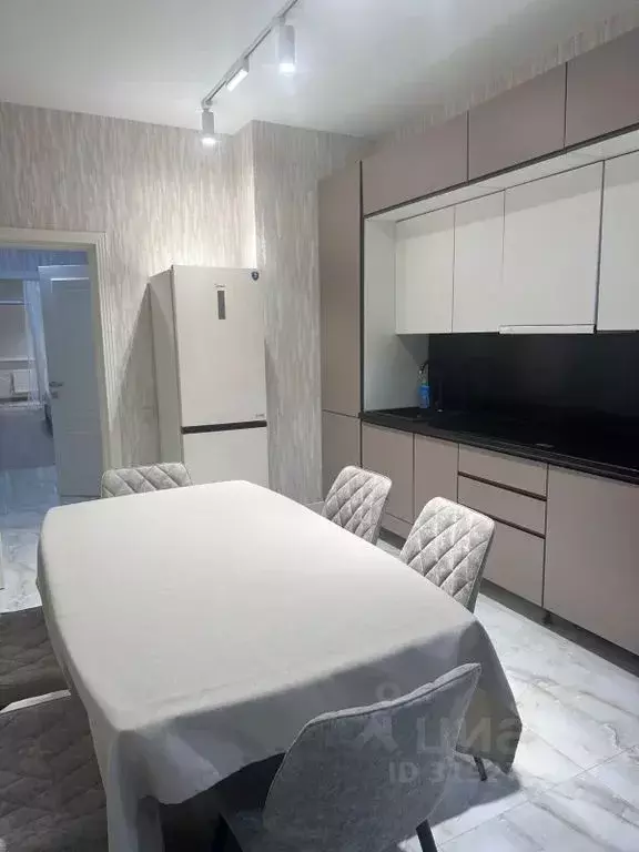2-к кв. Дагестан, Каспийск просп. М. Омарова, 14А (85.0 м) - Фото 1