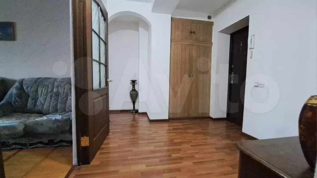 2-к. квартира, 62 м, 9/9 эт. - Фото 1