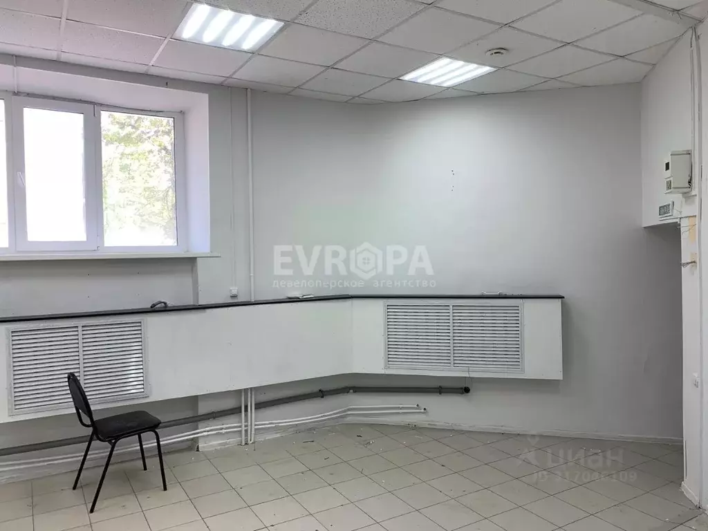 Торговая площадь в Ульяновская область, Ульяновск ул. Гончарова, 1 (42 ... - Фото 1
