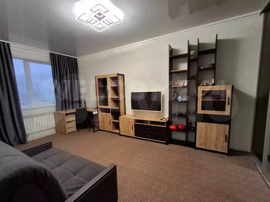 1-к. квартира, 46,7 м, 3/3 эт. - Фото 1
