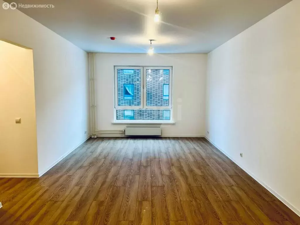 3-комнатная квартира: городской посёлок Новоселье, Невская улица, 12Б ... - Фото 1