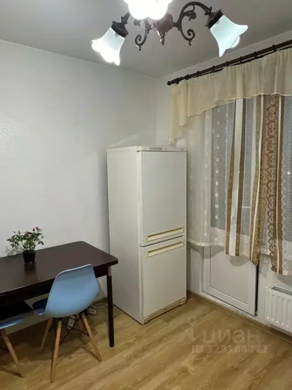 1-к кв. Свердловская область, Екатеринбург ул. Рассветная, 8/1 (38.4 ... - Фото 1