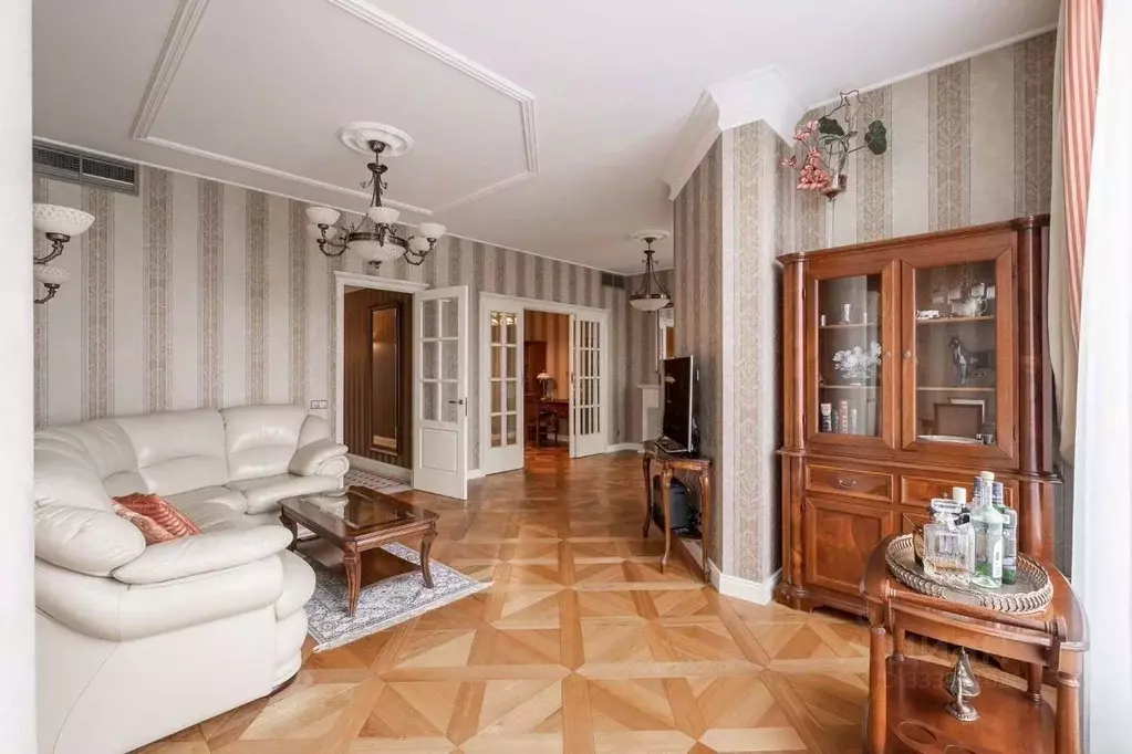 3-к кв. Санкт-Петербург ул. Победы, 3 (123.0 м) - Фото 1