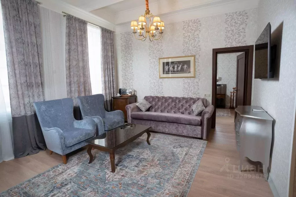 Комната Санкт-Петербург наб. Реки Мойки, 26 (60.0 м) - Фото 1