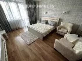 1-комнатная квартира: красноярск, улица алексеева, 43 (50 м) - Фото 0