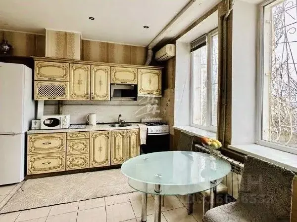 3-к кв. Севастополь ул. Героев Севастополя, 31 (79.0 м) - Фото 0