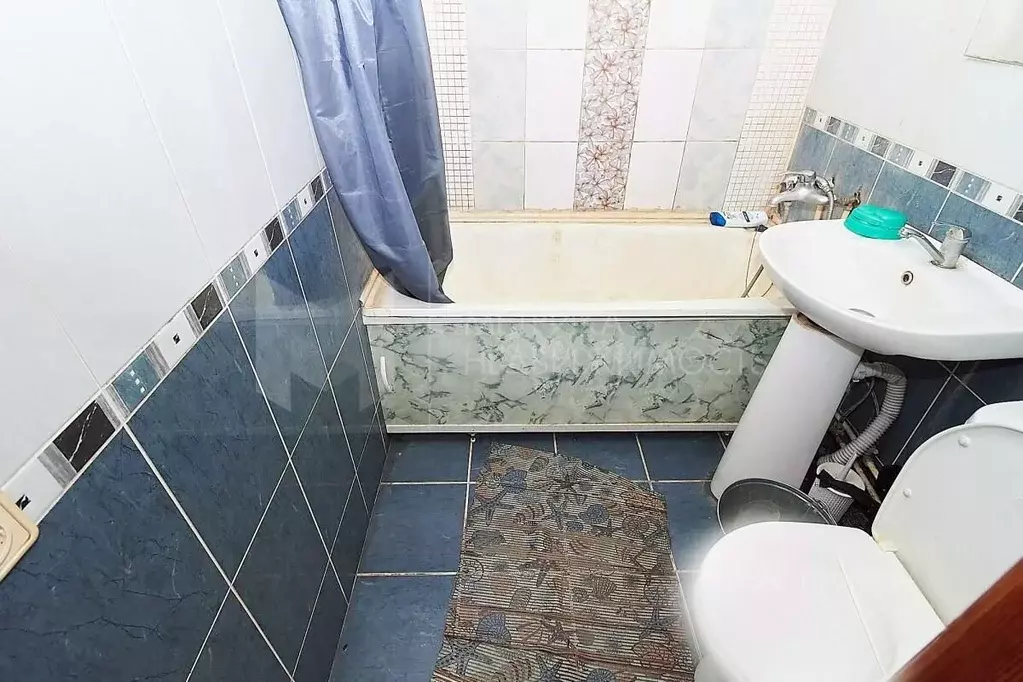 2-к кв. Тюменская область, Тюмень ул. Пермякова, 18 (46.3 м) - Фото 1