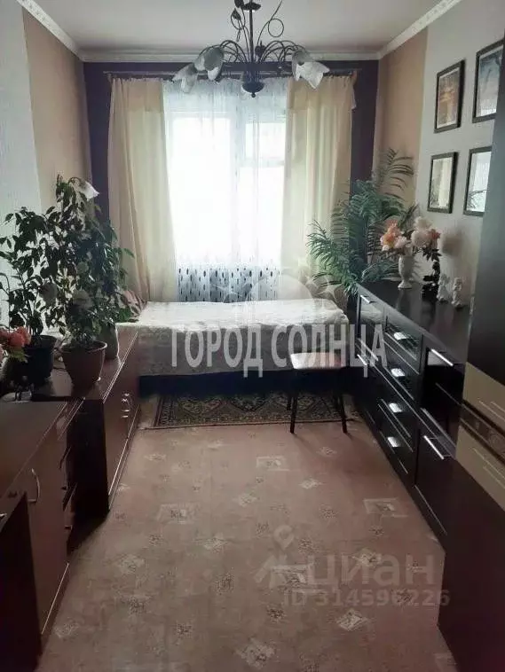 Комната Омская область, Омск Моторная ул., 4 (14.0 м) - Фото 0