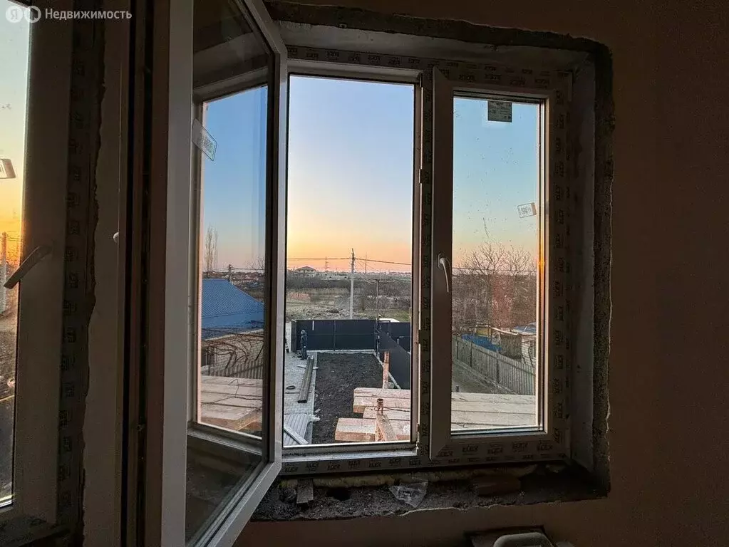 Дом в Усатова Балка, Родниковая улица (142 м) - Фото 0