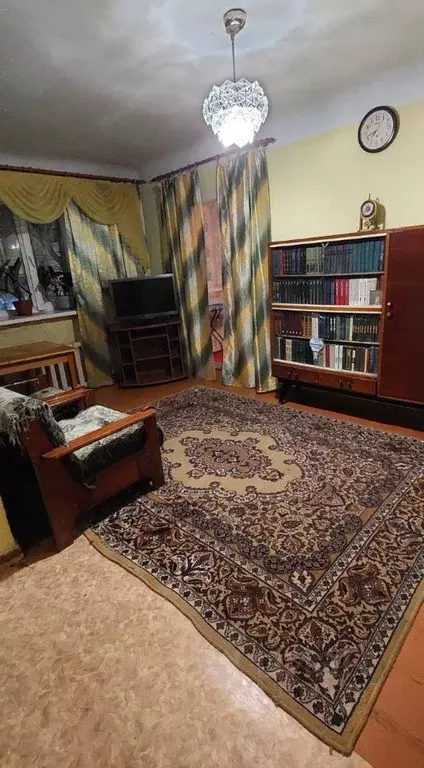 3-к кв. Бурятия, Улан-Удэ Октябрьская ул., 14 (56.0 м) - Фото 1
