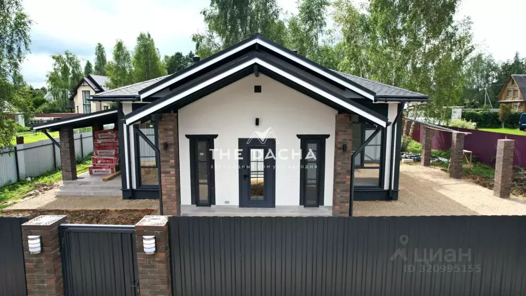 Дом в Калужская область, Жуковский муниципальный округ, Корсаково ... - Фото 1