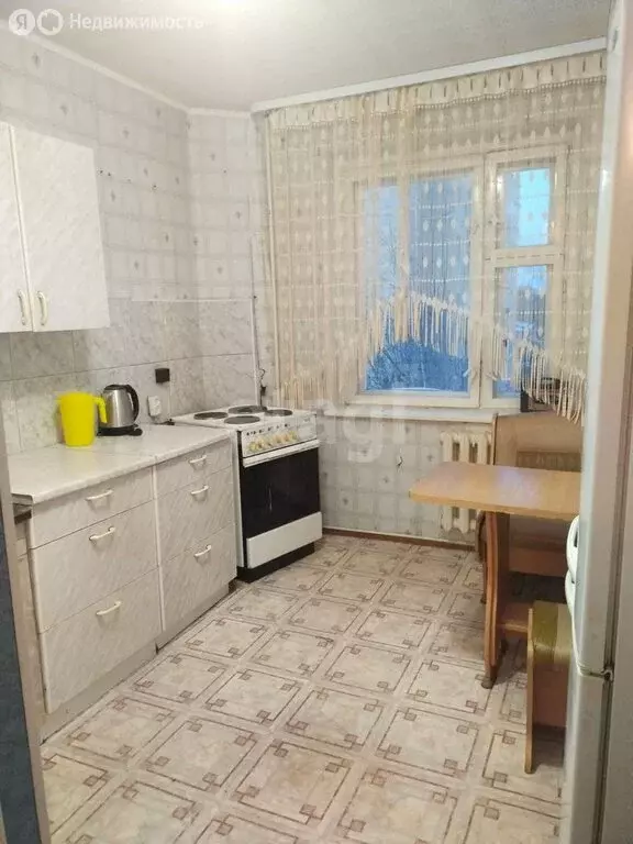 3-комнатная квартира: Тобольск, 9-й микрорайон, 32 (65 м) - Фото 1