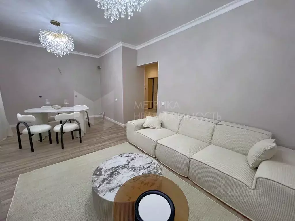 2-к кв. Тюменская область, Тюмень ул. Краснооктябрьская, 6 (60.7 м) - Фото 1