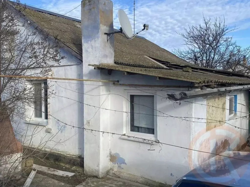 Дом в Крым, Сакский район, Охотниковское с/пос, с. Орлянка пер. ... - Фото 2